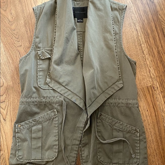 Sanctuary Utility Vest - Picture 4 of 6